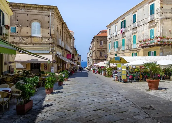 The Sea - Family - Free Parking Bed & Breakfast