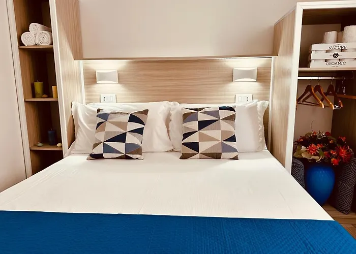 The Sea - Family - Free Parking Bed & Breakfast