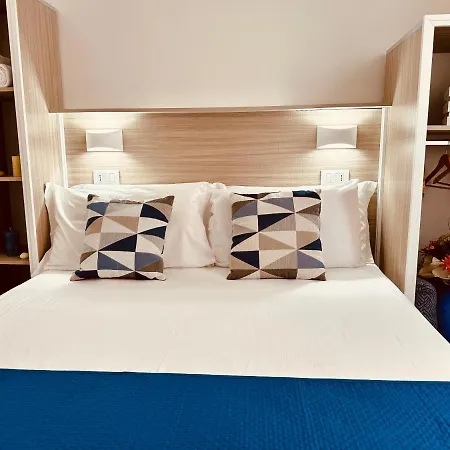 The Sea - Family - Free Parking B&B