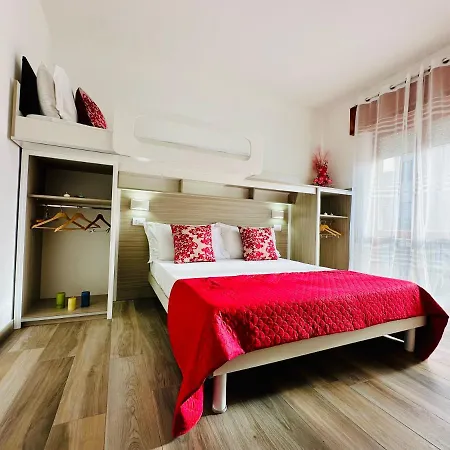 The Sea - Family - Free Parking B&B