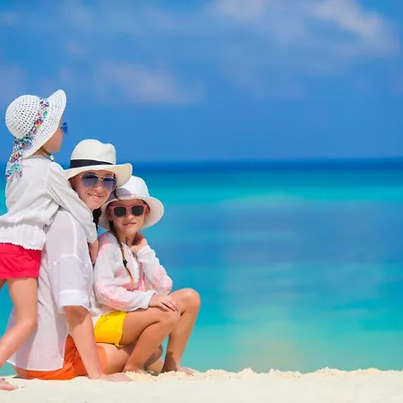 The Sea - Family - Free Parking Oda ve Kahvaltı 4*